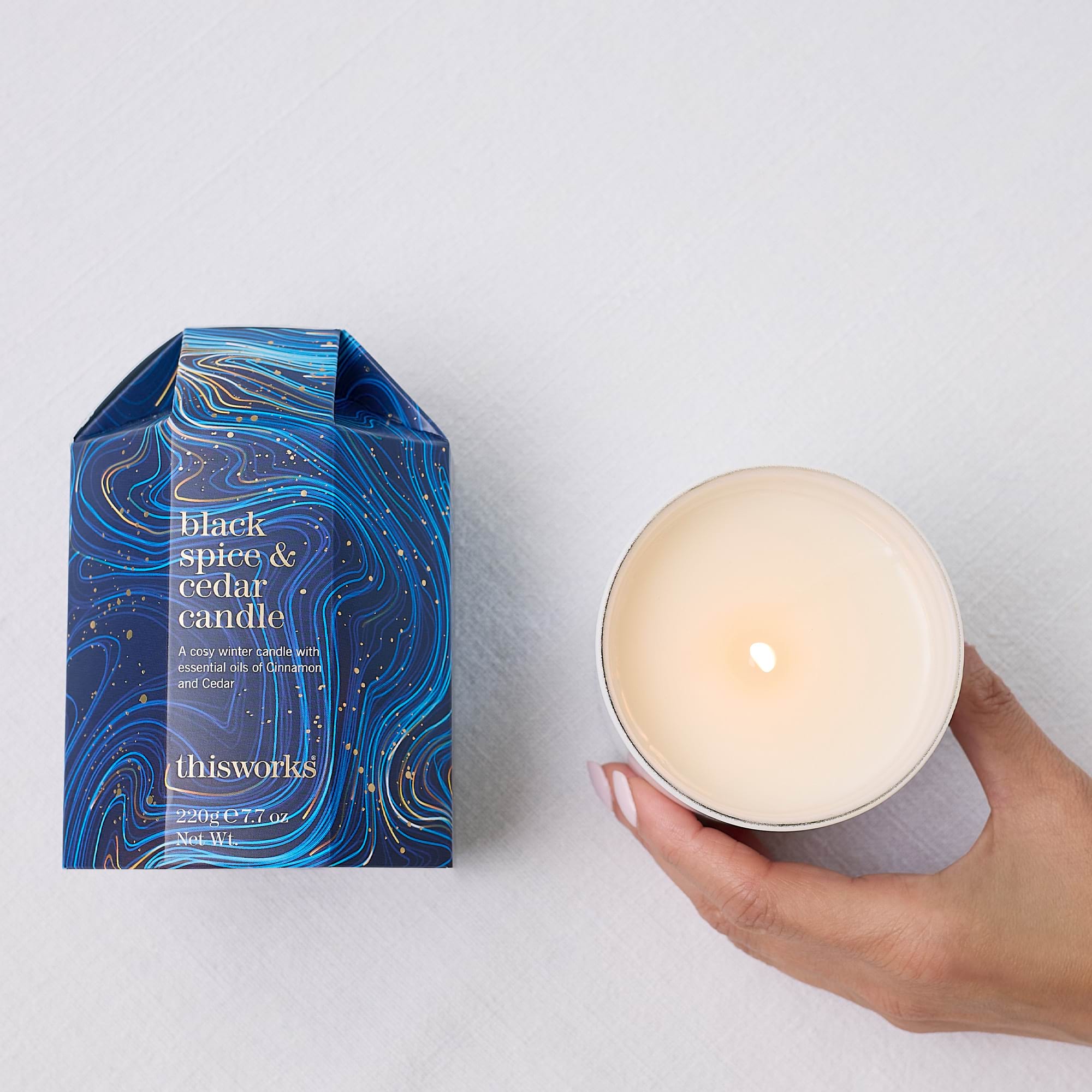 black spice & cedar candle gift